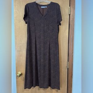 Croft & Barrow Women’s XL Short Sleeve Dress NO WRINKLE Brown Black EXCELLENT
